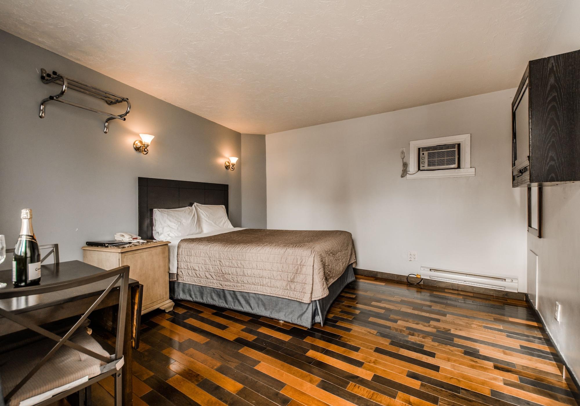 Olux Hotel-Motel-Suites Laval Bagian luar foto