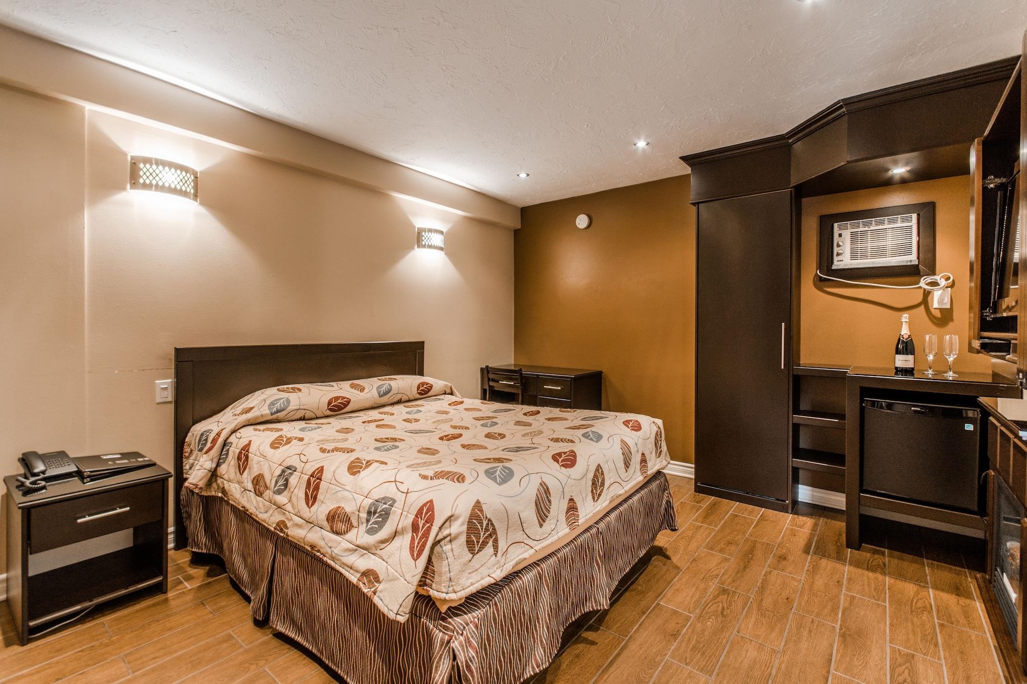 Olux Hotel-Motel-Suites Laval Bagian luar foto