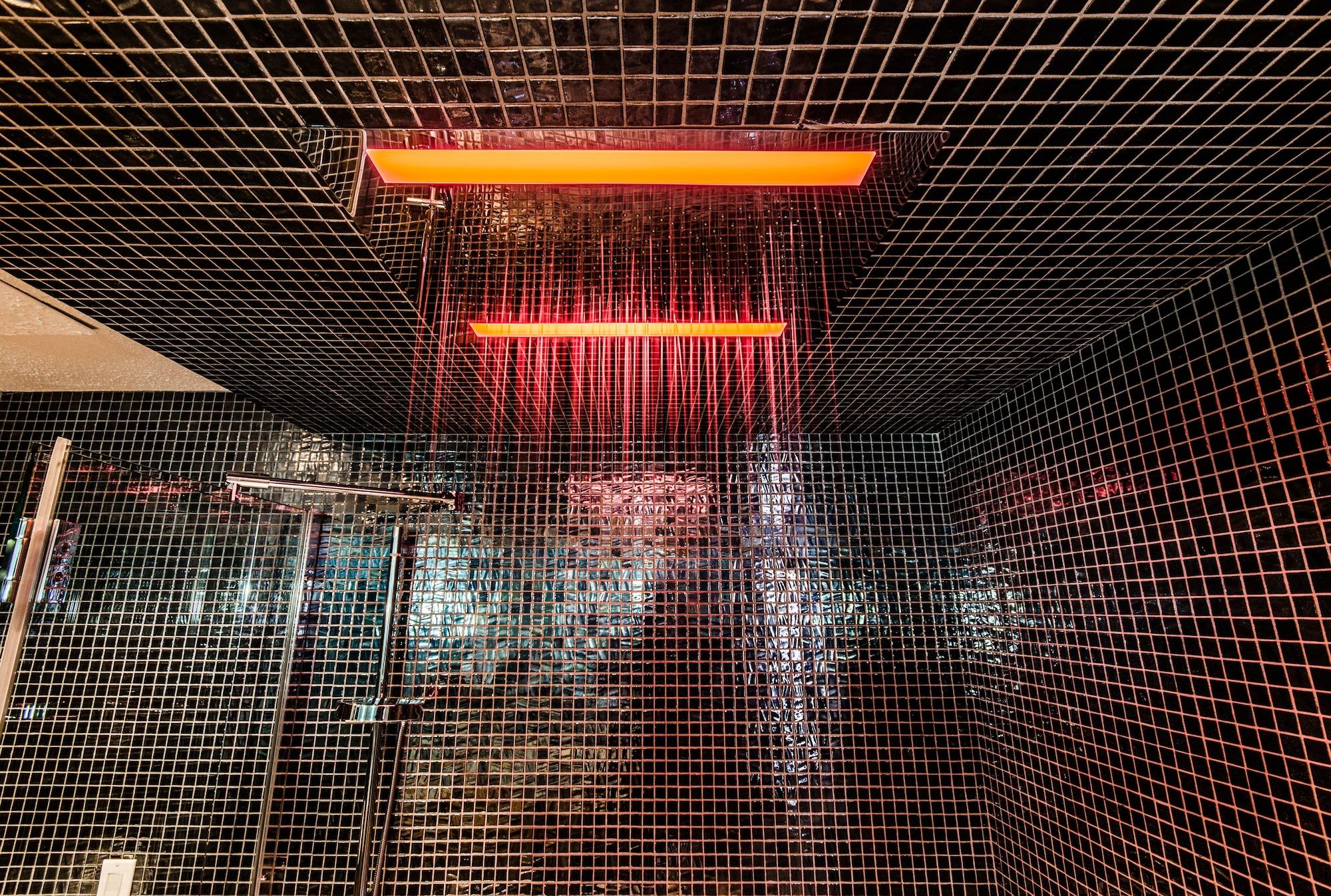 Olux Hotel-Motel-Suites Laval Bagian luar foto
